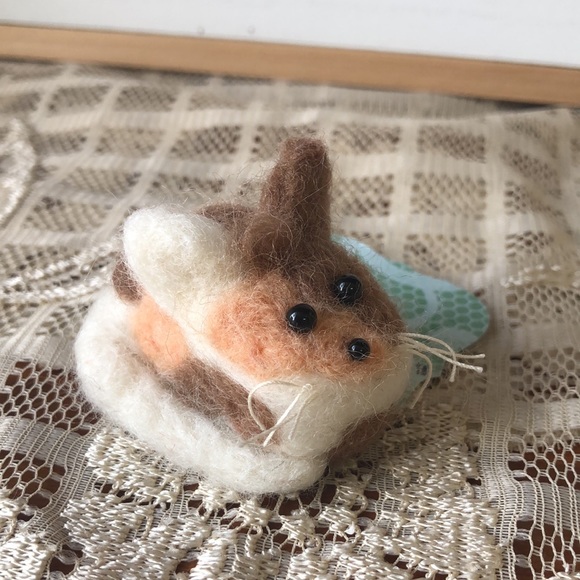 One handmade needle Felted cats kittens - Picture 11 of 14